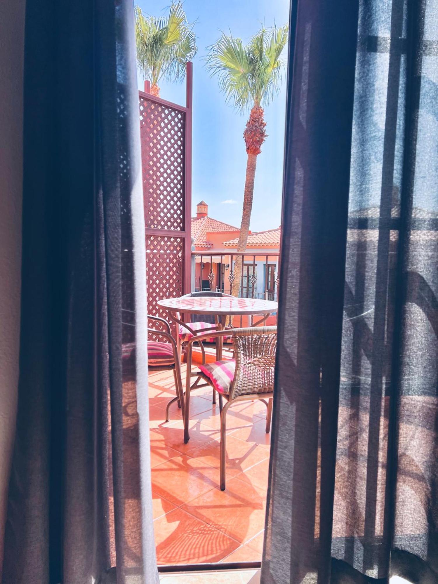 Oasis Of Tranquillity Apartment Tenerife Costa Del Silencio Exteriör bild